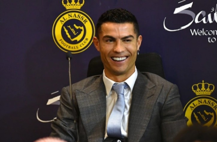 Chuyển nhượng ngày 27/1: Ronaldo sẽ kết thúc sự nghiệp tại Al Nassr