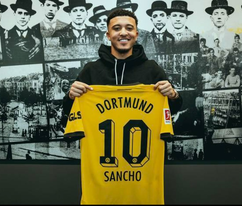 Sancho vui mừng rời Man United