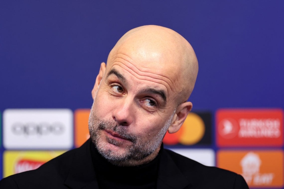 Pep Guardiola đảo ngược đồn đoán về tương lai