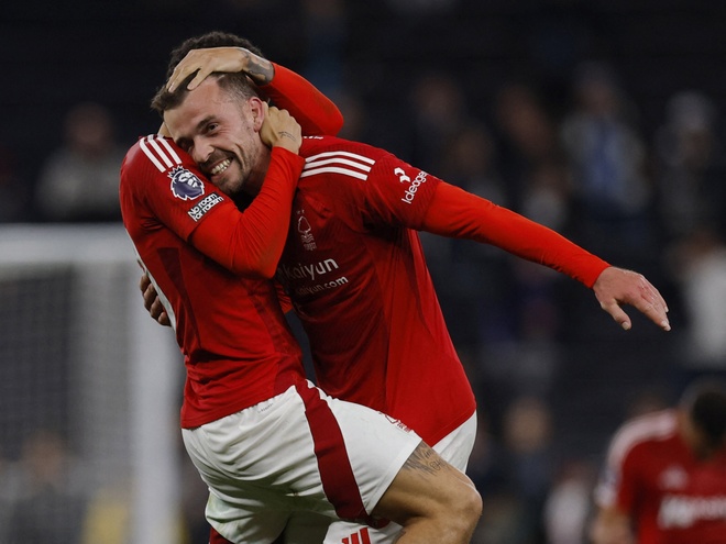 Cuộc đua top 5 Premier League diễn ra kịch tính