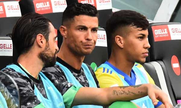 Chuyển nhượng cầu thủ