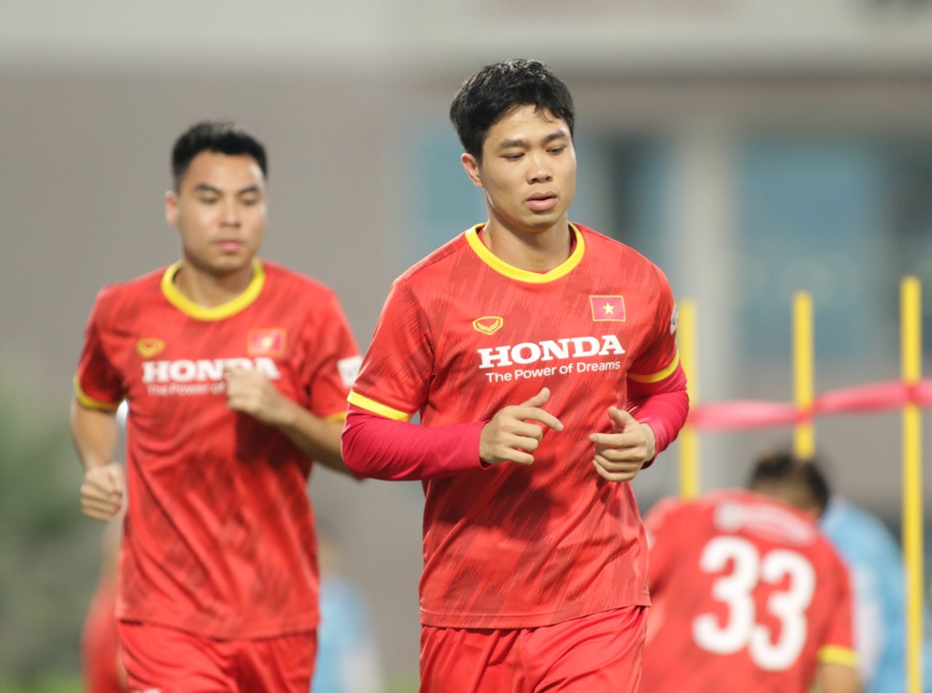 Vòng loại World Cup 2022: Ai đứng đỉnh kim cương sơ đồ vi diệu của tuyển Việt Nam?