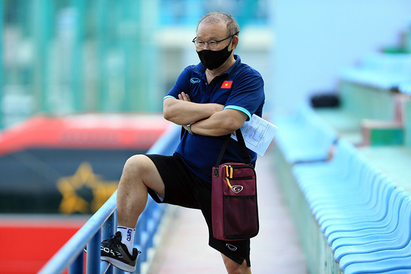 Tuyển Việt Nam: Thầy Park làm gì khi vỡ kế hoạch vì Minh Vương