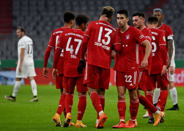 Tân binh tỏa sáng, Bayern Munich nhẹ nhàng hạ đội bóng "tí hon"